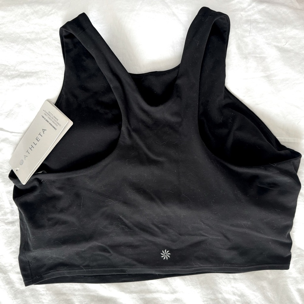Athleta Conscious Crop D-DD